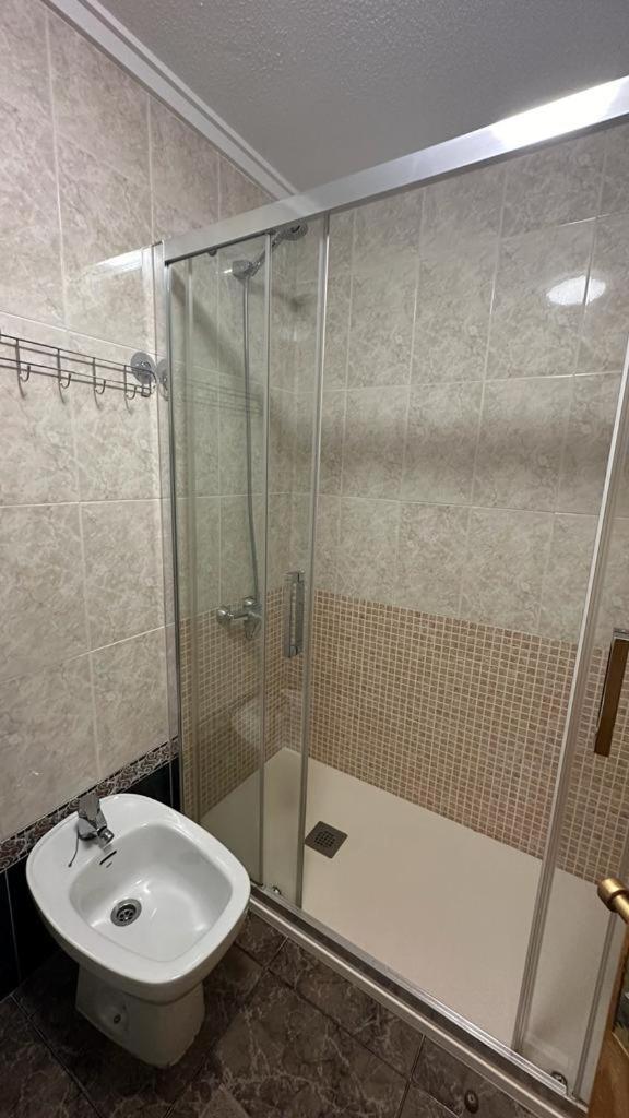 Playa De Los Naufragos Cozy Apartment With Pool Torrevieja Zewnętrze zdjęcie